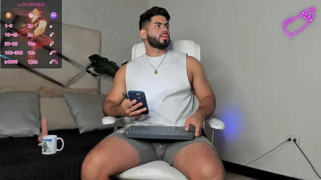 noah crux online show from February 25, 2025, 12:38 pm