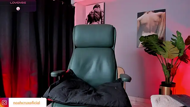 noah crux online show from January 6, 2026, 8:24 pm