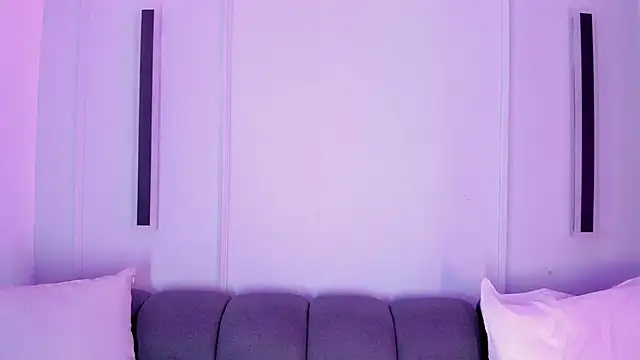 ellamontoya online show from November 20, 2025, 11:22 am