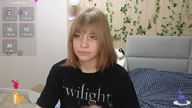 Snapshot of HermioneHHH chatting on March 22, 2025, 6:58 pm HermioneHHH online show from March 22, 2025, 6:58 pm