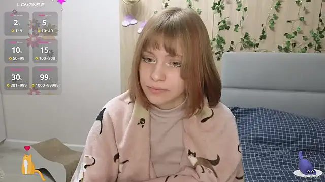 Snapshot of HermioneHHH chatting on February 24, 2025, 10:14 pm HermioneHHH online show from February 24, 2025, 10:14 pm