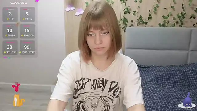 Snapshot of HermioneHHH chatting on March 7, 2025, 9:38 pm HermioneHHH online show from March 7, 2025, 9:38 pm