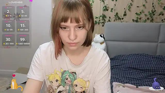 Snapshot of HermioneHHH chatting on February 18, 2025, 10:03 pm HermioneHHH online show from February 18, 2025, 10:03 pm