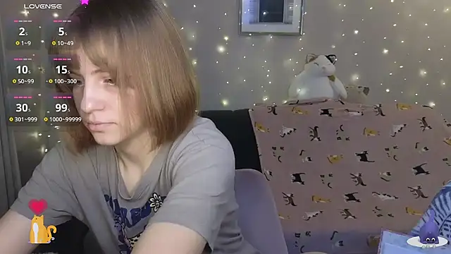 Snapshot of HermioneHHH chatting on January 23, 2025, 8:02 pm HermioneHHH online show from January 23, 2025, 8:02 pm