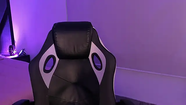 MelodyBliss online show from March 30, 2026, 10:22 pm