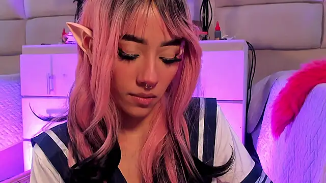 MelodyBliss online show from September 24, 2025, 5:25 am