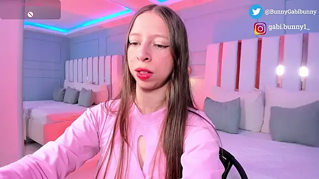 gabi bunny online show from February 5, 2026, 5:31 pm