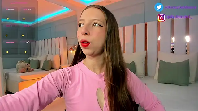 gabi bunny online show from September 16, 2025, 5:14 pm