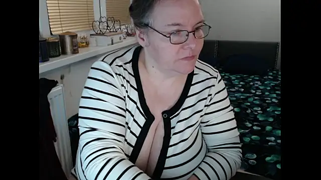 Sweetboobs online show from January 31, 2026, 7:12 pm