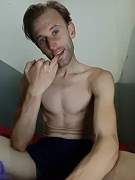 Snapshot of aquilesmade chatting on November 5, 2025, 2:53 pm aquilesmade online show from November 5, 2025, 2:53 pm