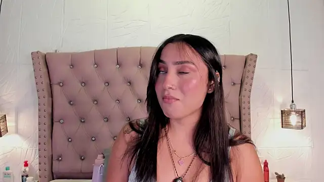 lia sofiia online show from May 27, 2026, 8:54 am