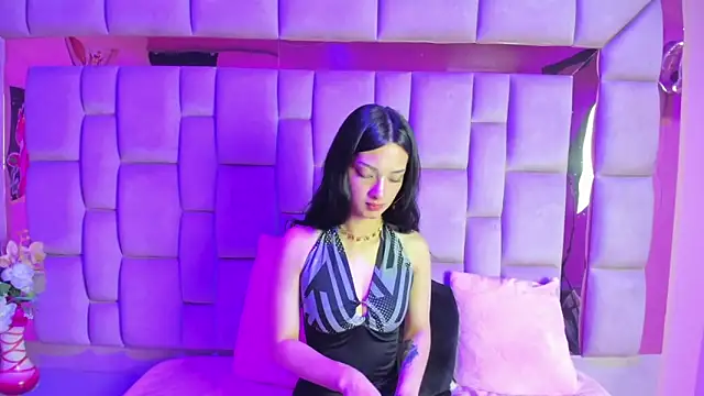 Aurora 18 online show from October 28, 2025, 2:16 pm