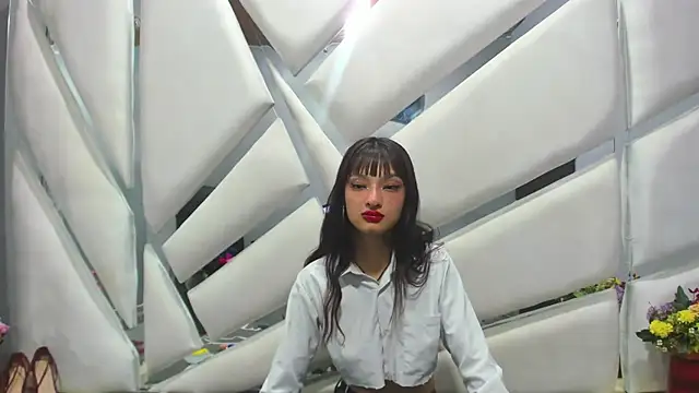 Aurora 18 online show from February 23, 2025, 12:30 am