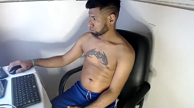 Enriblack92 online show from December 4, 2024, 5:21 am