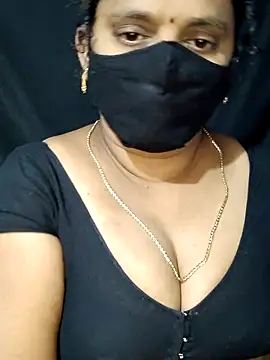 Snapshot of vintage-vibs chatting on March 21, 2025, 3:44 am vintage-vibs online show from March 21, 2025, 3:44 am