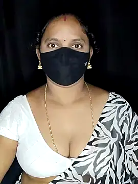 vintage-vibs online show from February 25, 2026, 9:03 pm