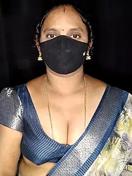 vintage-vibs online show from March 12, 2026, 6:23 pm