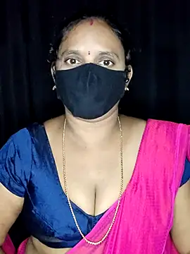 vintage-vibs online show from October 19, 2025, 6:10 pm