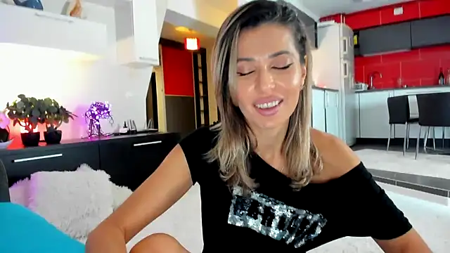 MissSmiley26 online show from December 13, 2024, 10:02 pm