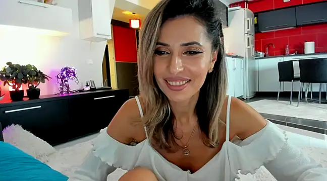 MissSmiley26 online show from January 30, 2025, 11:02 pm