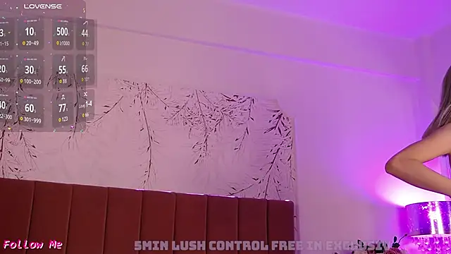 PinkySparks online show from April 9, 2026, 7:31 pm