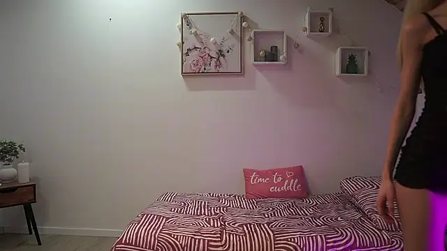 Amai  Liu online show from March 1, 2026, 2:06 pm