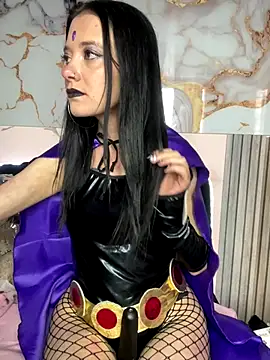 Isabella 21x online show from October 31, 2025, 1:19 pm