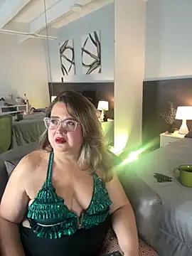 Snapshot of MartinaCaycedo chatting on September 19, 2025, 9:13 am MartinaCaycedo online show from September 19, 2025, 9:13 am