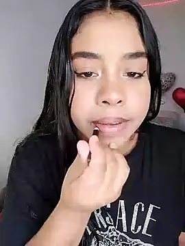 Fanny Klean online show from March 10, 2025, 3:34 am