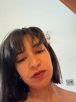 Snapshot of BitchyBratxxx chatting on April 13, 2026, 12:31 pm BitchyBratxxx online show from April 13, 2026, 12:31 pm
