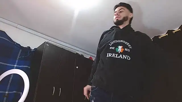 badanyboy online show from December 16, 2025, 4:06 am