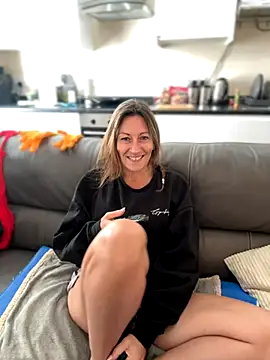 Sexyshysophia online show from September 29, 2025, 7:48 am