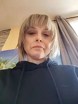 Snapshot of MySweetcum69 chatting on November 25, 2025, 11:21 am MySweetcum69 online show from November 25, 2025, 11:21 am