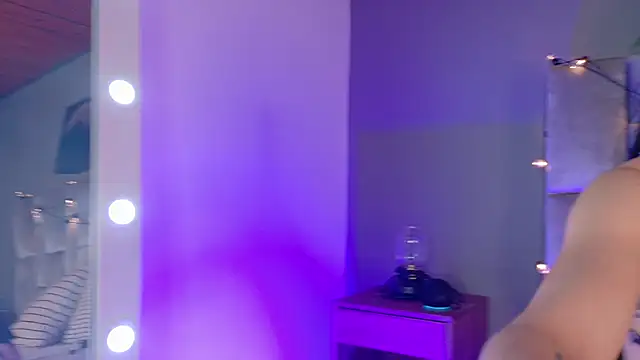 AmyPalmmer online show from February 10, 2026, 11:53 am