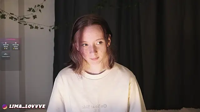 Snapshot of LimaLexxx chatting on December 4, 2025, 5:56 pm LimaLexxx online show from December 4, 2025, 5:56 pm