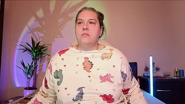 Snapshot of Niter chatting on February 22, 2026, 9:22 am Niter online show from February 22, 2026, 9:22 am