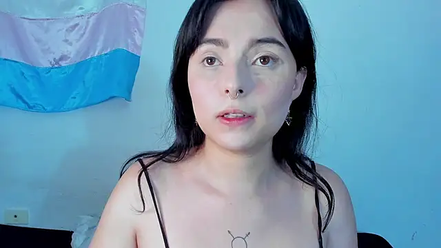 elizabethtaylorxxx online show from April 26, 2026, 7:44 pm