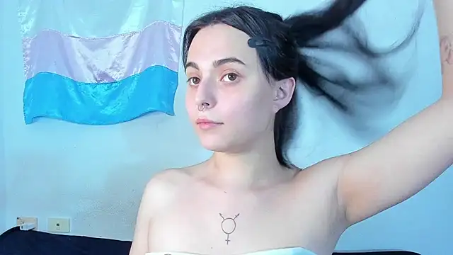 elizabethtaylorxxx online show from July 25, 2026, 1:50 pm