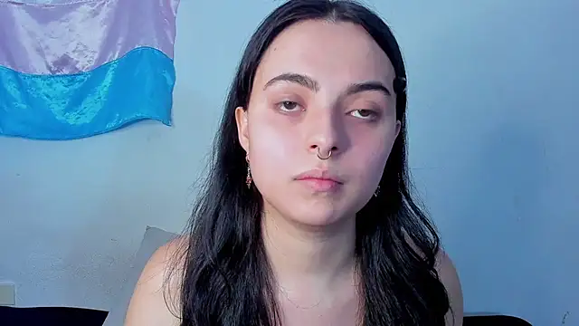 elizabethtaylorxxx online show from June 20, 2026, 5:40 pm