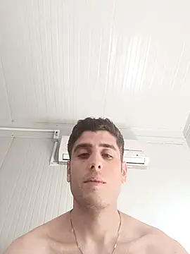 Snapshot of arenn1997 chatting on November 21, 2025, 12:26 pm arenn1997 online show from November 21, 2025, 12:26 pm