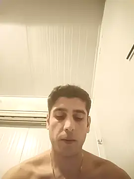 Snapshot of arenn1997 chatting on November 28, 2025, 9:59 pm arenn1997 online show from November 28, 2025, 9:59 pm