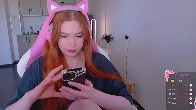 cinnabon girls online show from April 6, 2026, 2:18 pm