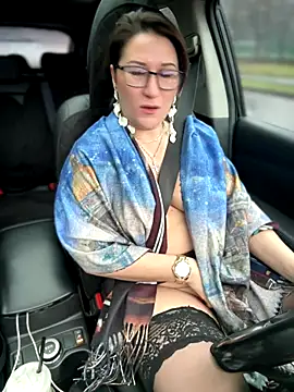 ZhenjaPoledance online show from November 26, 2025, 6:13 am