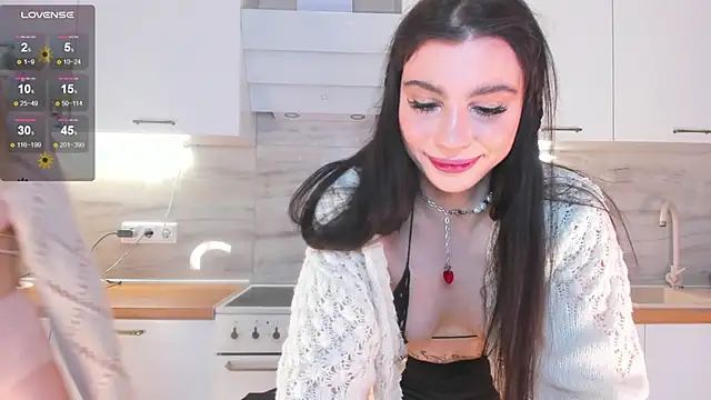 Hannah Carr online show from January 27, 2025, 5:26 pm