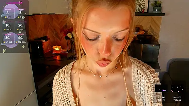 Hannah Carr online show from May 30, 2026, 8:03 pm