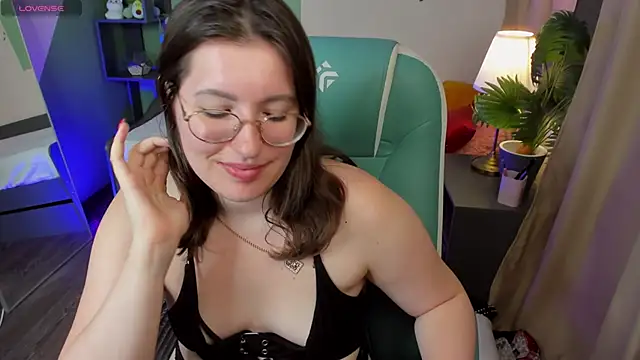 Peneloppa Star online show from September 12, 2025, 9:25 pm