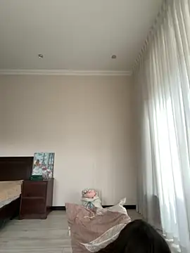 Hott Lolla online show from November 26, 2025, 8:36 am