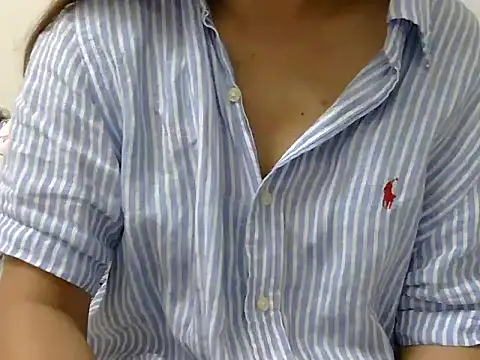 Snapshot of patli_kamar chatting on February 6, 2026, 6:48 pm patli kamar online show from February 6, 2026, 6:48 pm