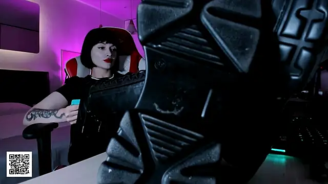  Goddess Misha  online show from September 30, 2025, 9:10 pm