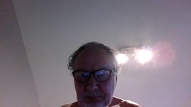 jimmybenido online show from October 9, 2025, 4:07 pm